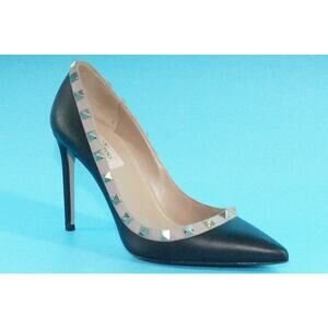 Valentino Black Nude Leather Rockstud Pointy Pump Size 37 Heels $895 Collar